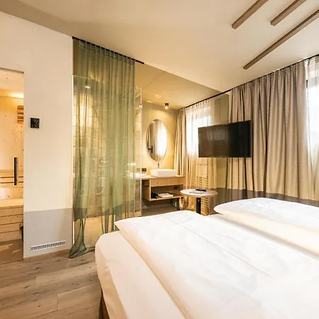 Loewe Dolomites Hotel 3*