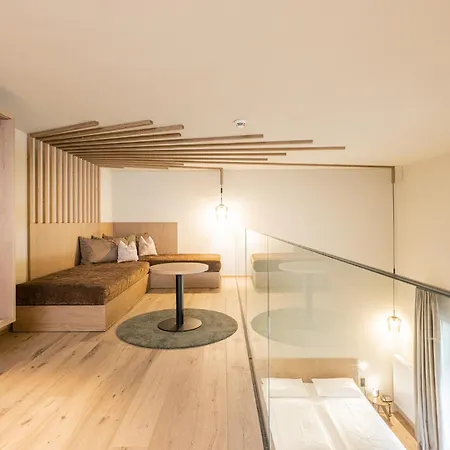 Hotel Loewe Dolomites 3*