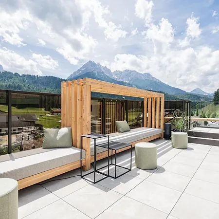 Loewe Dolomites 3*