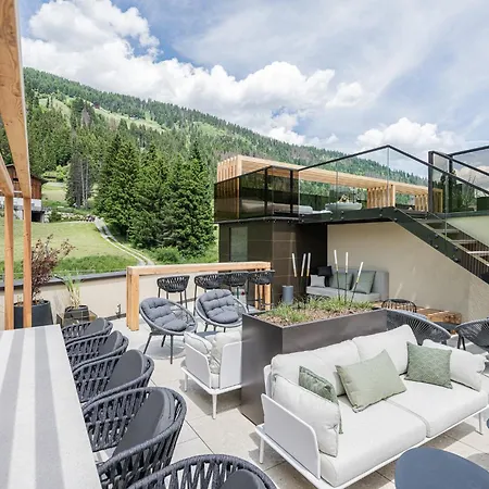 Loewe Dolomites 3* San Candido