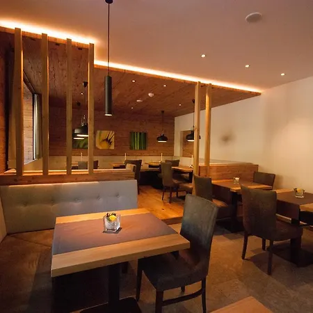 Loewe Dolomites Hotel San Candido