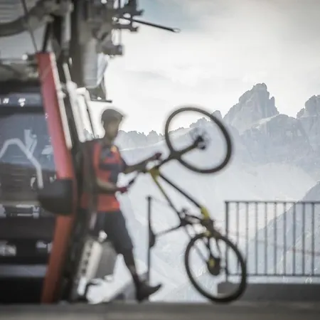 Hotel Loewe Dolomites 3*