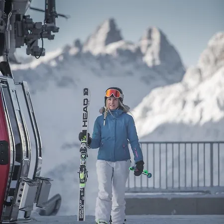Hotel Loewe Dolomites 3*